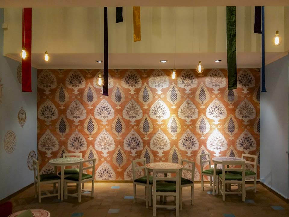 طراحی مبلمان کافی شاپ